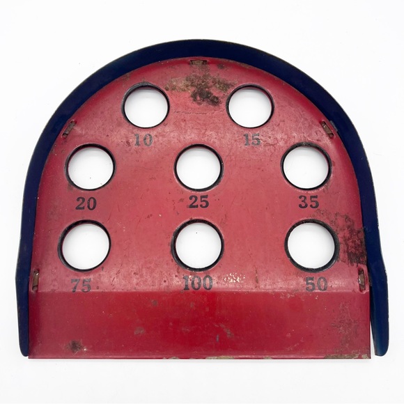 Vintage Metal Putting Skee Ball Game - Picture 1 of 7